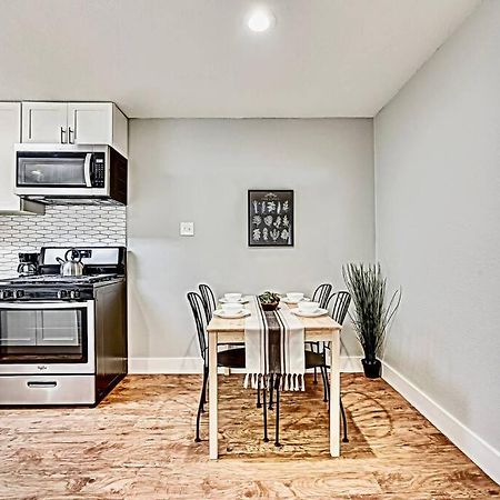 New - Near Deep Ellum + Downtown Dallas Flat Extérieur photo