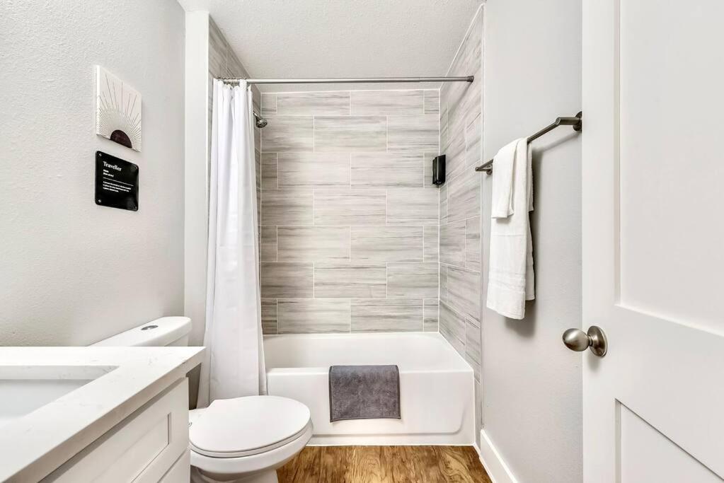 New - Near Deep Ellum + Downtown Dallas Flat Extérieur photo